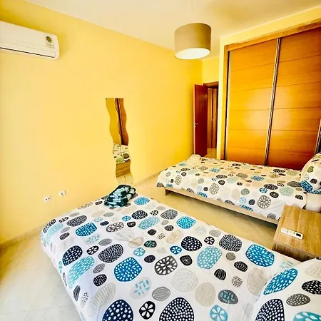 Luxury 2 Bed Apartment *