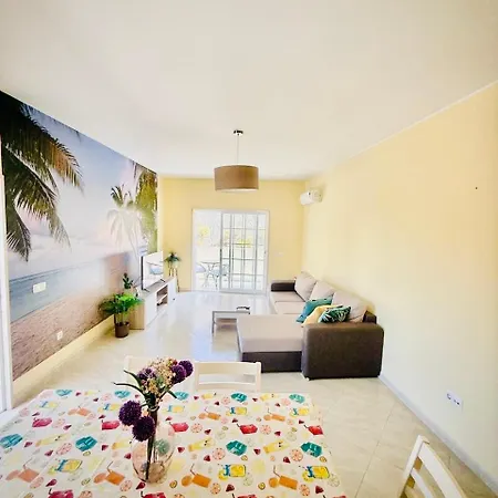 Lovely 2 Bed Apartment Near The Beach * Carvoeiro (Lagoa)