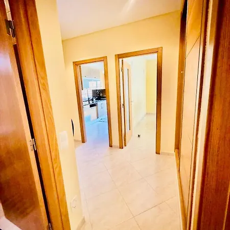 Luxury 2 Bed Apartament
